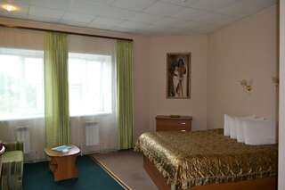 Гостиница Яхонт Владивосток Superior Studio, 1 Bedroom, Accessible (Double Bed And Sofa)-6