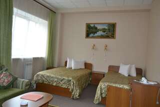 Гостиница Яхонт Владивосток Superior Studio, 1 Bedroom-1