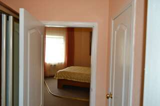 Гостиница Яхонт Владивосток Superior Studio, 1 Bedroom, Accessible (Double Bed And Sofa)-10